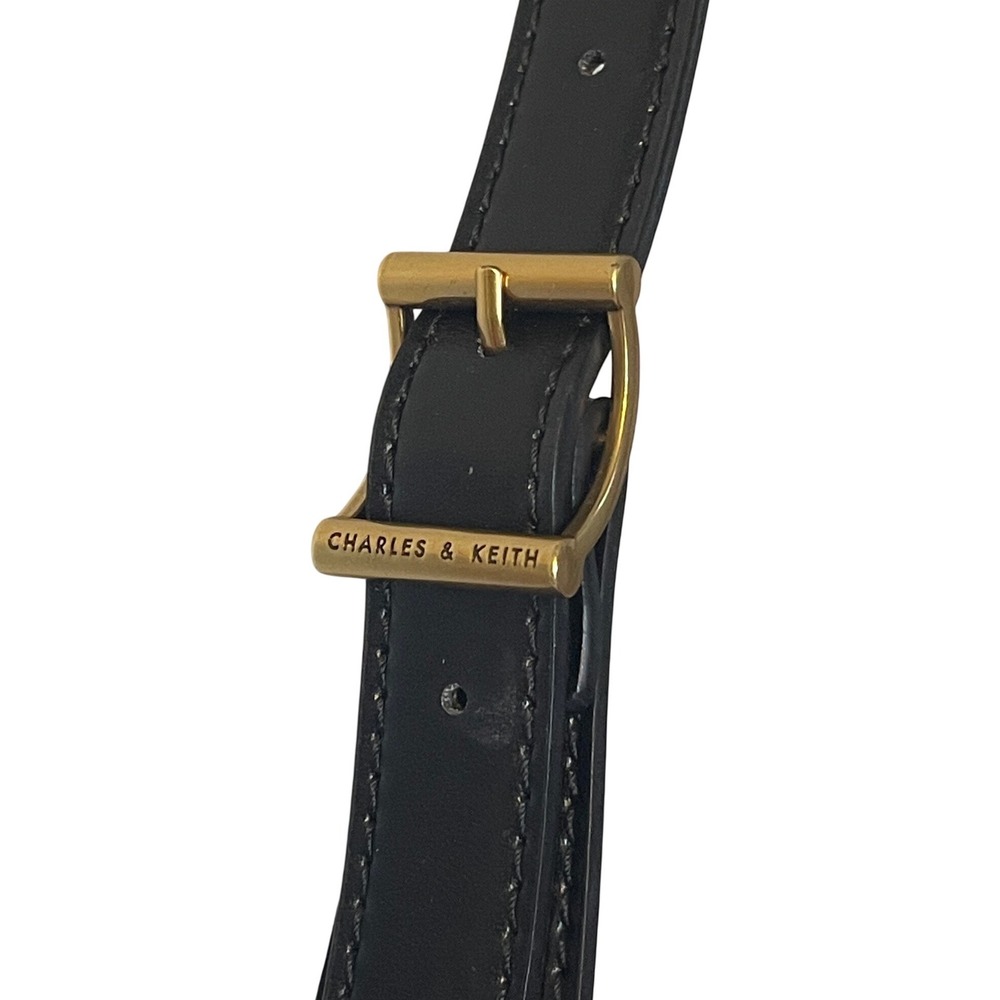 Charles & Keith Cesia Metallic Accent Shoulder Bag Black - Picture 3 of 7